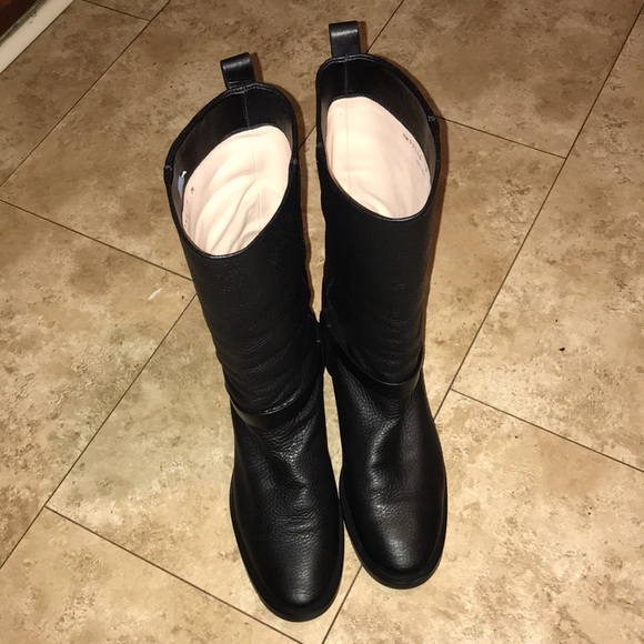 stuart weitzman casey boot